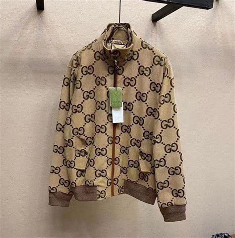 réplica de roupa gucci